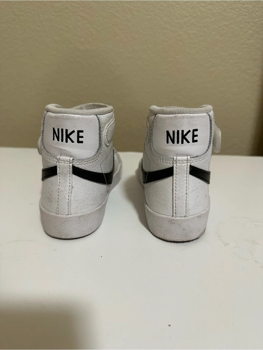 EASILY WASHABLE | Kids Nike Blazer Mid ‘77